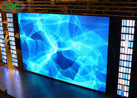 Wiele ekranów pełnokolorowy wyświetlacz LED P 4 jako tło dla pokazu na scenie