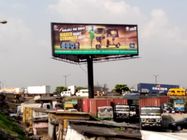 Zewnętrzna wodoodporna reklama komercyjna P10 Cyfrowy billboard LED 50000cd / ㎡ Ekran znaku jasności