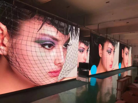 P6.67 Zewnętrzny kolorowy wyświetlacz LED RGB SMD3535 Jasność 1800MCD / M2 IP65