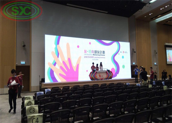 Wypożyczalnia wysokiej rozdzielczości, szybka instalacja, ruchomy panel LED na scenie wydarzeń w pomieszczeniach