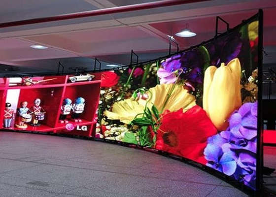 Wypożyczalnia Ekran reklamowy LED wodoodporny na zewnątrz, P3.91 W pełni kolorowa tablica LED MBI5124 Wysoka rozdzielczość