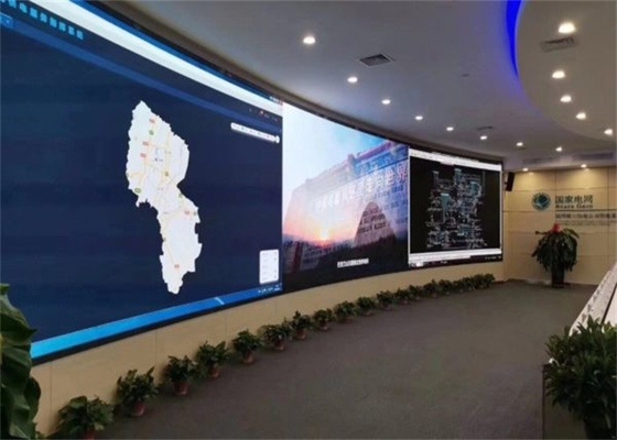 Wynajem LED 64x32 Dot Matrix dla stadionów / centrów handlowych P4 Wysoka częstotliwość odświeżania