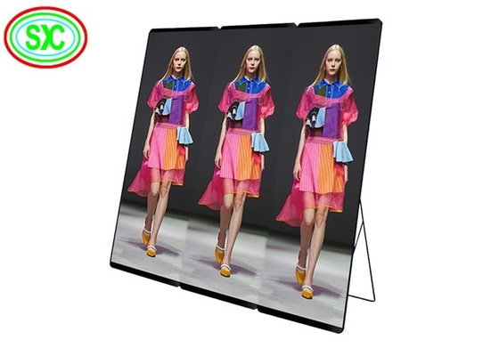 P2.5 P2.6 Podłoga stojąca LED Retail Poster Display Panel Full Color P3 Epistar Chip