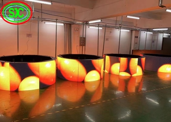 Wewnętrzny wiszący ekran LED do wynajmu SMD, P2 Pełnokolorowy wyświetlacz LED 3 lata gwarancji COB