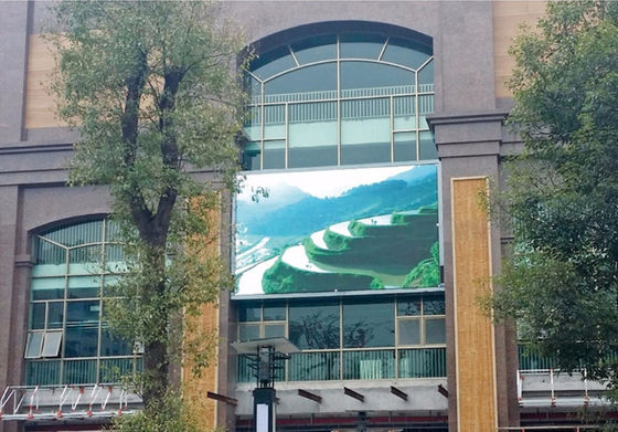 Dobra cena P8 zewnętrzne billboardy LED Gęstość pikseli 15625, Reklama cyfrowa LED Wyświetlacz reklamowy LED ekran w Internecie