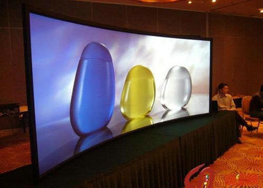 P6 pełnokolorowy ekran aluminiowy LED podwieszony w pomieszczeniach z osadzeniem aluminiowym