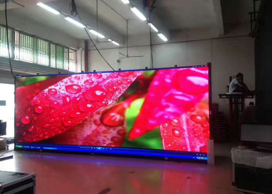 Dobra cena Wypożyczalny ekran RGB w pełnym kolorze 5mm Reklama LED Screen Wnętrze SMD LED Display Screen w Internecie