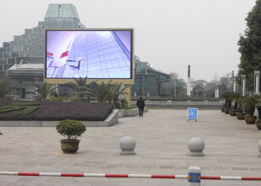 Specjalistyczny zewnętrzny pełnokolorowy wyświetlacz LED P10 10000 kropek/m2 Wysokiej jasności billboardy LED