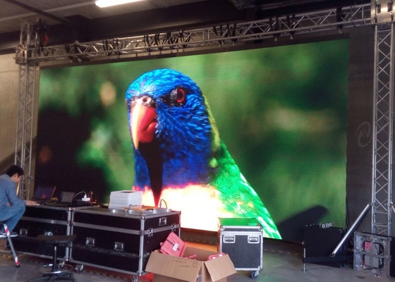 Wnętrzny ekran aluminiowy z odlewem wykończonym dostosowywalny HD P2 pełnobarwny wyświetlacz LED LED billboard z przodu/z tyłu