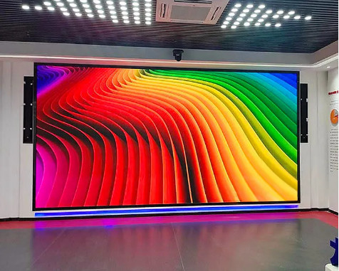 Zewnętrzny ekran P2.5 RGB LED Aluminiowy do wynajęcia i zawieszenia z pudełkiem 480mm X480mm