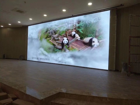Wypożyczalnia w pomieszczeniach wnętrza Aluminiowa szafa Ultra High Definition Full Color LED Display P4 Reklamowy ekran