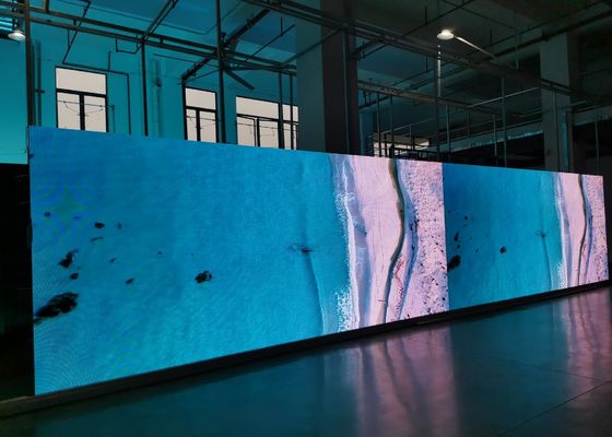 Dobra cena P4 Reklama komercyjna w pomieszczeniach Flexible Film Group, LED Full Color Display 768mm*768mm w Internecie