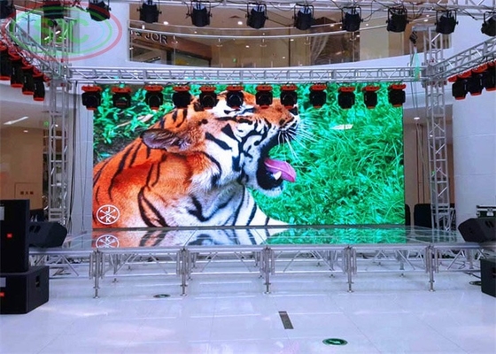 Ultra-Thin Small Pitch Rental P2.604 Wnętrze LED Stage Video Wall Full Color Ultra HD