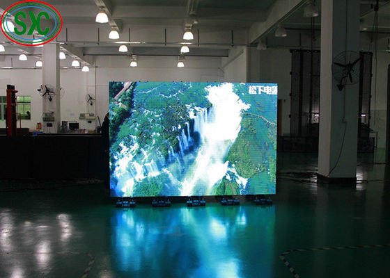 Dobra cena P6 Wnętrzny pełnokolorowy ekran aluminiowy LED do sklepów / lotnisk, 384mmx192mm w Internecie