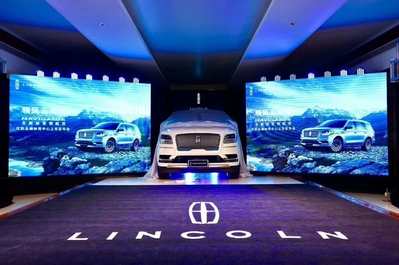 P3.91 Ekran reklamowy LED w pomieszczeniach wewnętrznych dla konferencji/ LED Video Wall With Iron Cabinet