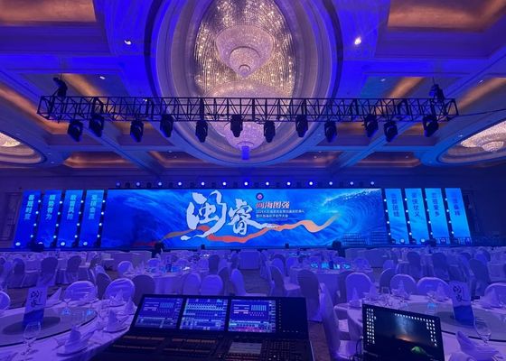 Wyroby z aluminium do wynajęcia w postaci odlewu fabrycznych cen Uniwersalne ekrany HD LED do sal konferencyjnych, kościołów i wesel COB P1.25