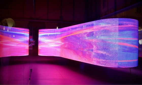 p10 Zgięty Żelazo Elastyczny Ekran LED pełnobarwny wodoodporny Epistar Chip Video Display