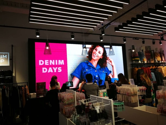 Instalacja stała Żelazna skrzynka LED Video Wall HD P2.5 Wnętrze LED Display Screen SMD