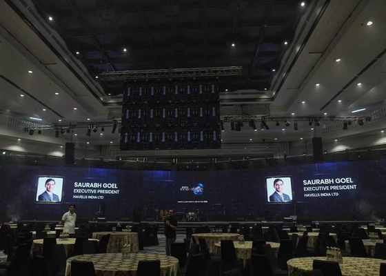Wynajem HD Flexible Flicker Free P10 LED Display Box 1/4 Tryb skanowania IP67