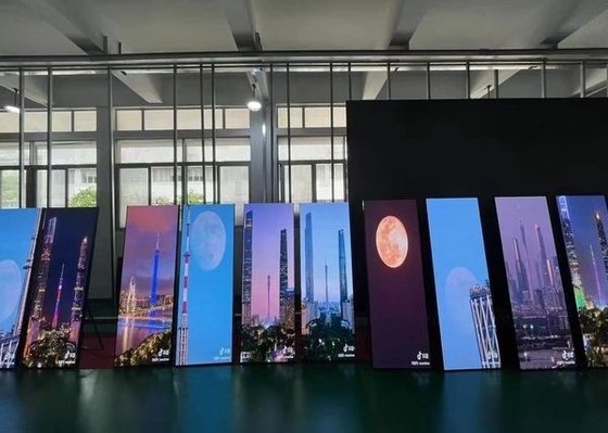 Plakat RGB LED Display 2,5 mm Pixel Pitch Wysoka częstotliwość odświeżania 1920HZ Wewnątrz