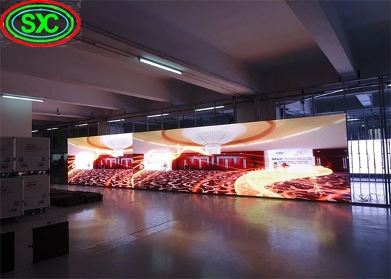 Wynajem gabinetu w pomieszczeniach RGB ekran LED wysokiej rozdzielczości P8 1/4 Tryb skanowania