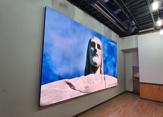 Ultracienkie wyświetlacze LED o wysokiej rozdzielczości 3-w-1 RGB dla kościołów, sal konferencyjnych, sal wystawienniczych