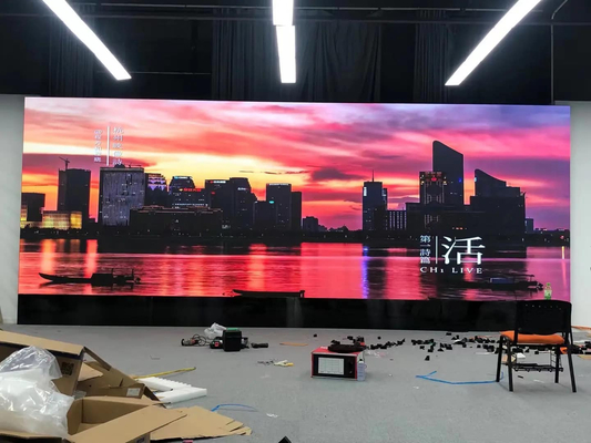 Ekran LED HD Ultra Thin P2 w pełnym kolorze dla sal weselnych