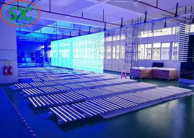 Ekran przezroczysty LED Wysoka jasność pełnobarwna ściana przezroczysty 32768 Punkty/m2 Do wynajęcia
