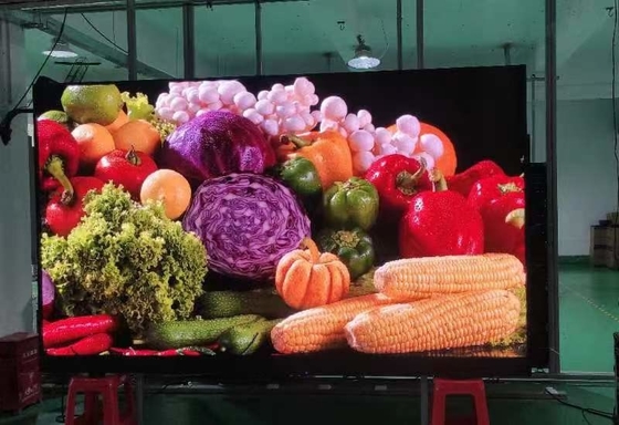 Ultra HD Mały rozmiar Duży elastyczny ekran LED bez mozaiki P2.5 zewnętrzny, tablice reklamowe LED