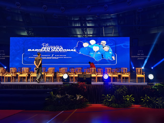 COB P1.25 LED Video Wall Indoor LED Display Screen 270420 Dots/M2 492x492mm