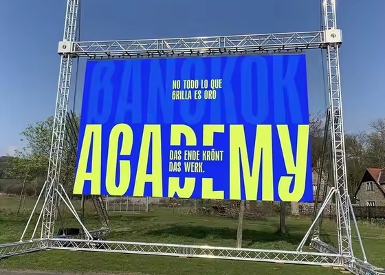 Wielkie zewnętrzne, wodoszczelne, w pełnym kolorze, reklamy P10, billboardy LED z kolumnami