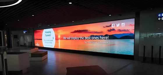 Niestandardowy stacjonarny ekran LED SMD w pomieszczeniach, 2500nits Jasność w pomieszczeniach w pełnym kolorze