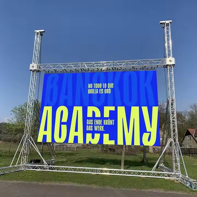 Zewnętrzny aluminiowy ekran stadionu piłkarskiego wodoodporny, pełnobarwny wyświetlacz LED wynajem P4.81