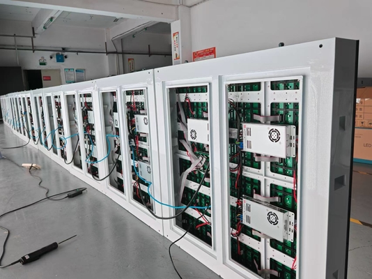 Zewnętrzny pełnobarwny ekran LED SMD2121 do wynajmu w szpitalach i stadionach