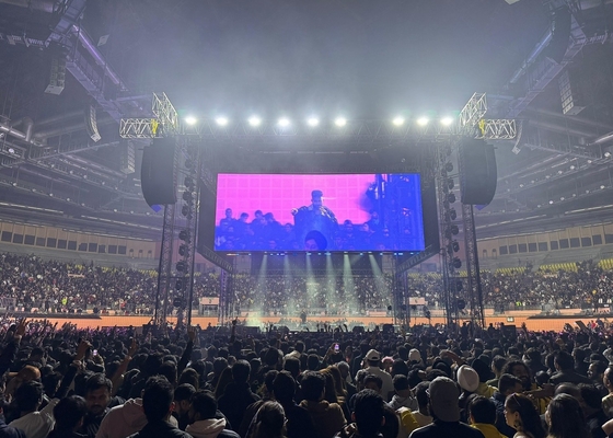 Duży pełnobarwny wypożyczalny/walcowany aluminium elastyczny UHD 1/8 Mode Scan Stage LED Screen
