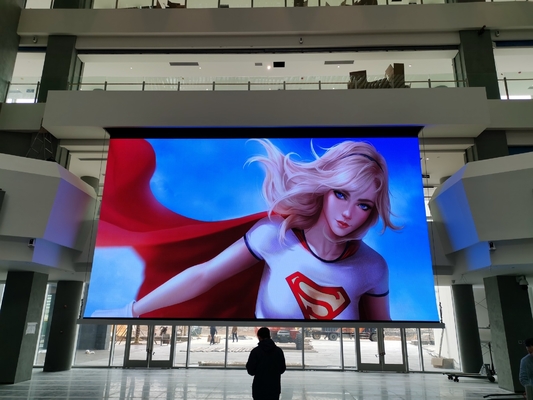 Wynajem Ekran HD Wykonalny Ekran IP43 Wnętrze pełnobarwny LED Billboard P3.91