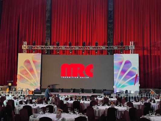 Duże ekrany Reklama komercyjna Ekran LED w pomieszczeniach HD Video Wall P2 Panel ekranowy LED dla sklepów detalicznych