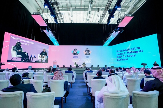 Wynajem w pomieszczeniach LED Display P5 Panel LED Video Wall Stage LED HD Screen For Events/Concerts/Conferences