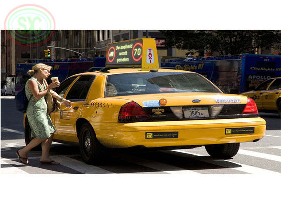 1R1G1B Konfiguracje Wyświetlacz znaków samochodowych LED 96*32 Cm Rozmiar 192*64 kropki Rozdzielczość ekranu Ekran LED