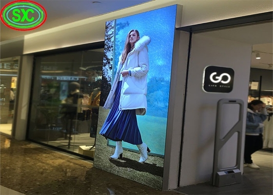 Aluminiowy gabinet LED Plakat wyświetlacz z rozdzielczością modułu 960*320 i konfiguracją kolorystyczną 1R1G1B