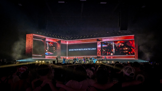Zewnętrzny pełnokolorowy wypożyczalnia Reklama LED Display 256*128mm Moduł 6500cd/Sqm Jasność