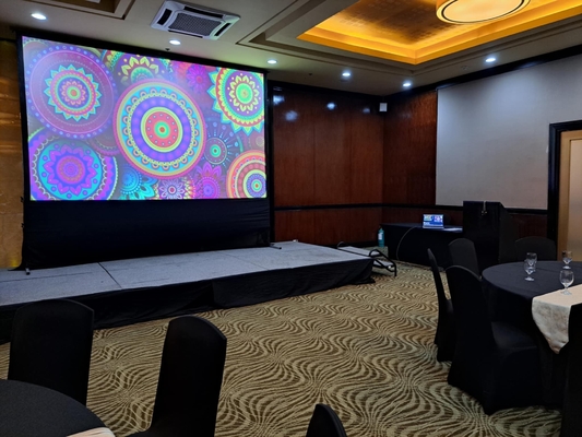 Wnętrze SMD LED Display P2 Small Pitch High Resolution HD Flexible Screen