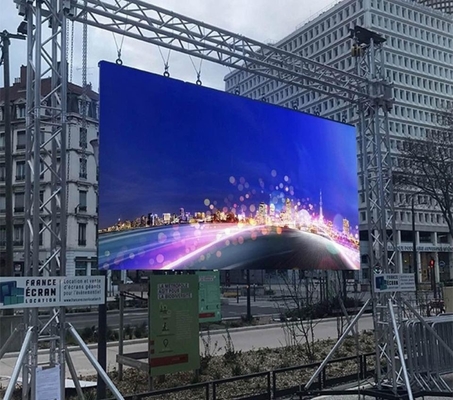 Rozdzielczość Ekran LED RGB Technologia LED dla temperatury roboczej -12/50 i rozdzielczości 40000 punktów/m2