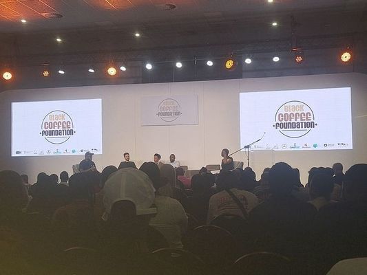 Wnętrze LED Display SMD 1/32 Skanowanie Wysoka jasność Do wynajmu Centrum handlowe Reklama komercyjna LED display