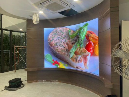 Wysokiej precyzji przetwarzanie P3 Wnętrze pełnobarwny wyświetlacz LED z wygodną instalacją i konserwacją w różnych gałęziach przemysłu