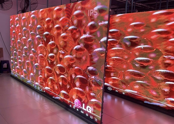 Wynajem P3 RGB Ekran reklamowy LED wodoodporny na zewnątrz DC5V Do stadionów i centrów handlowych