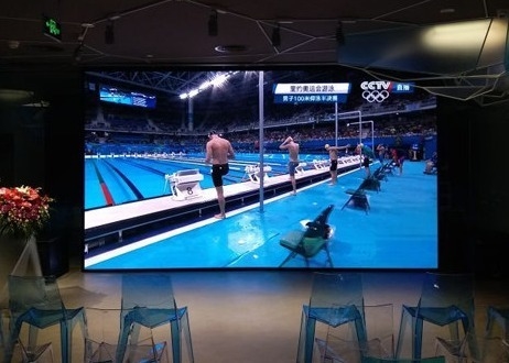 Gorąca sprzedaż Duża wielkość wysokiej stabilności P8LED Billboard Commercial Center LED Display Screen
