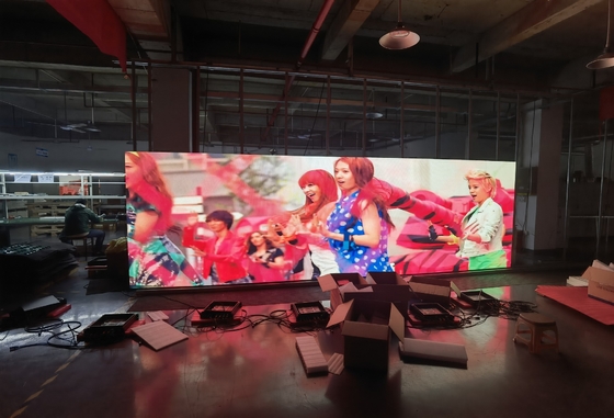 Wynajem RGB LED Billboard P5 Outdoor HD Nova System Wysoka jasność / rozdzielczość