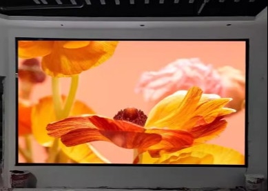 Wodoszczelny pełnokolorowy przezroczysty ekran LED HD P6 Szklany ekran reklamowy