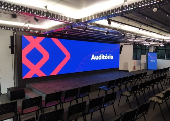 Wysokiej rozdzielczości wnętrze pełnobarwny wyświetlacz LED HD 4mm Pixel pitch Stge Wall